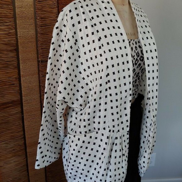 Vintage White with Black Checks Jacket - Picture 4 of 8